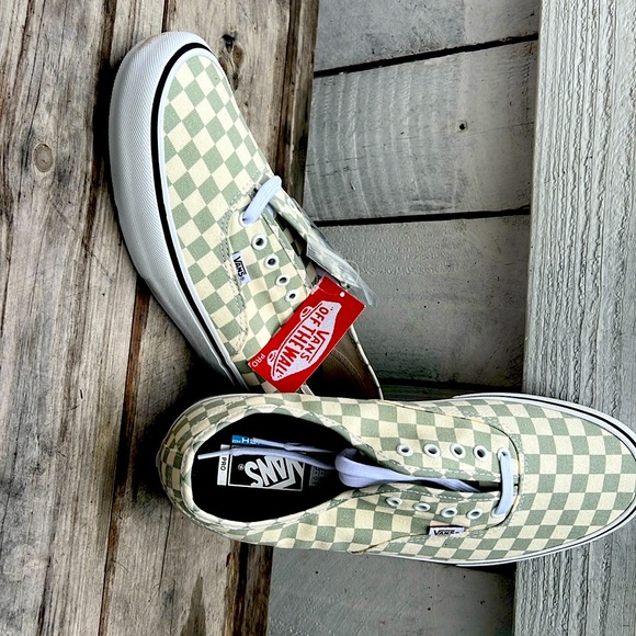 Checkerboard Desert Sag original style box little bit shoes are brand new - Picture 1 of 4